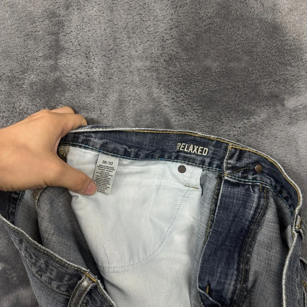 American Eagle Relaxed Jeans Mens 36x32 Blue Good Distressed Straight Leg Denim